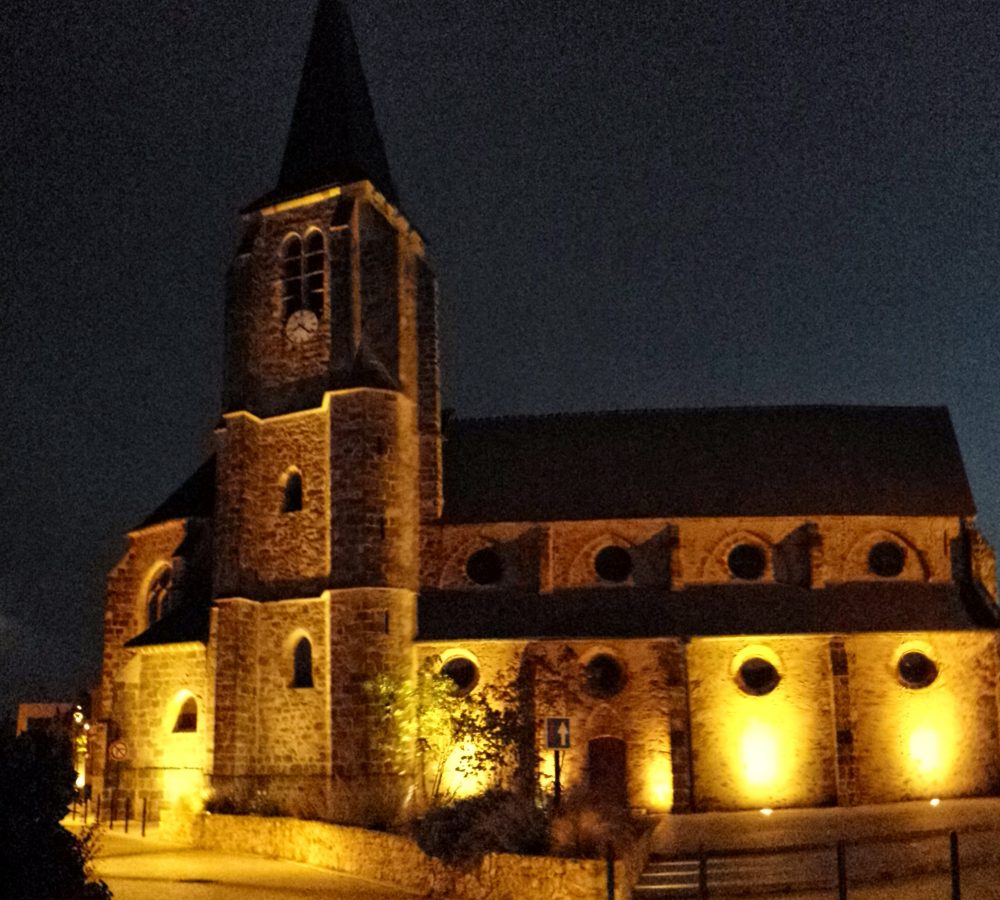 Église_Saint-Victor_de_Guyancourt_01